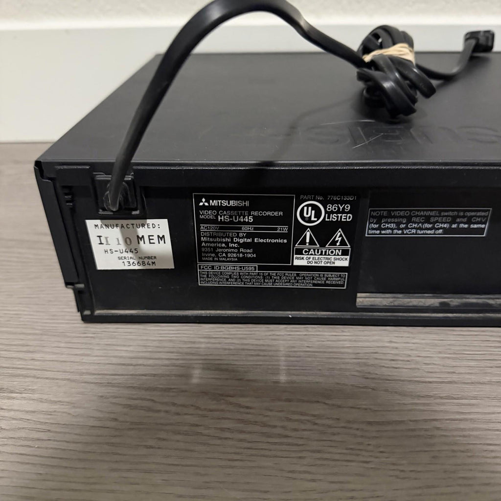 Mitsubishi HS-U445 VCR Video Cassette Recorder VHS Player ONLY * TESTED*