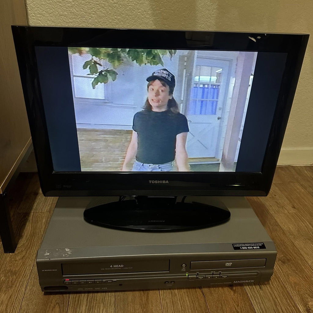 Magnavox DVD/VCR Combo Player 4-Head VHS MWD2205 No Remote - Tested Working!